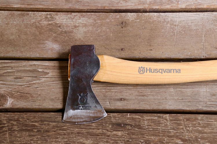【斧】 Husqvarna ハスクバーナ斧 キャンプ用斧 型番63-01 